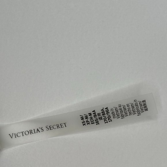 Victoria's Secret Bikini Top - Picture 4 of 4